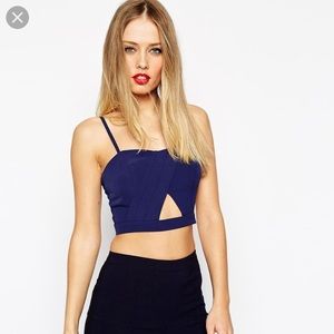 BNWT ASOS Cutout Pleated Navy Crop Top in sz 4